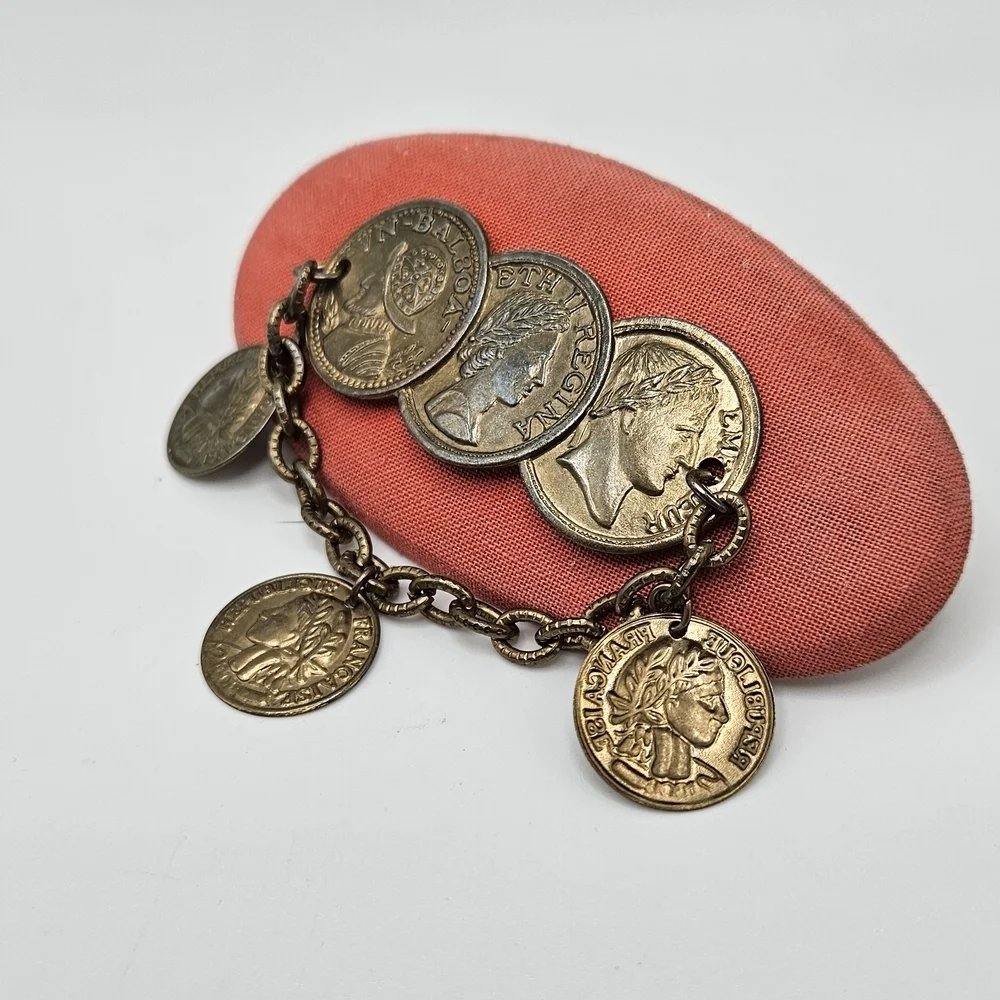 VINTAGE Gold Tone Coin Dangle Chain Pink Oval Hair Barrette Clip